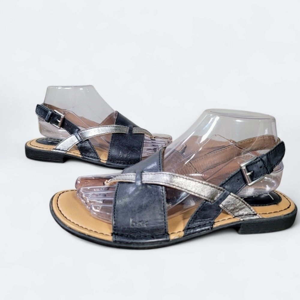 b.o.c. Black and Silver Leather Women's Sandals Size 7 Metallic Casual Comfy